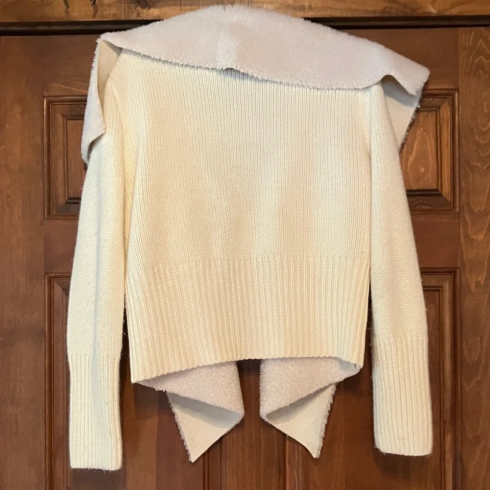 Loft Cardigan - Picture 2 of 5